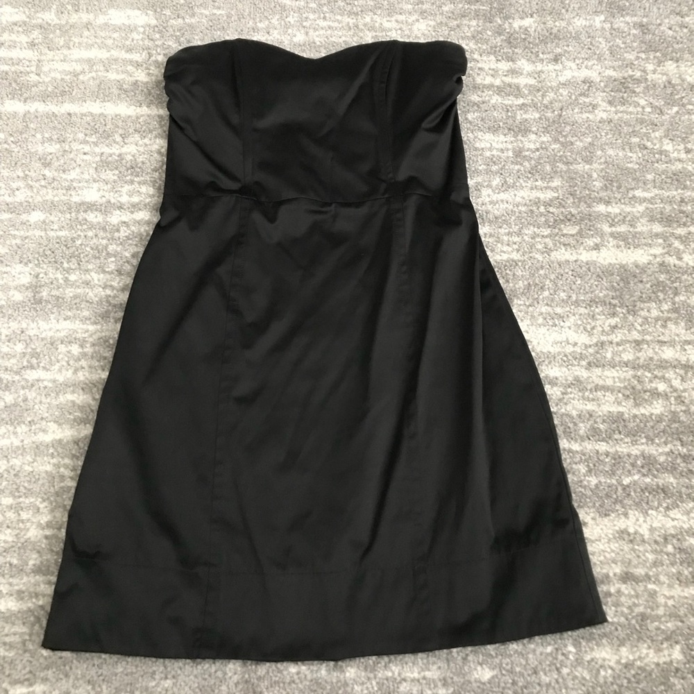 Black mini strapless formal dress